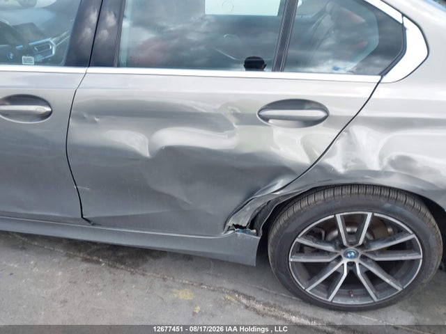 BMW 330e Xdrive 2022 WBA5P9C06NFN11795 Image 6