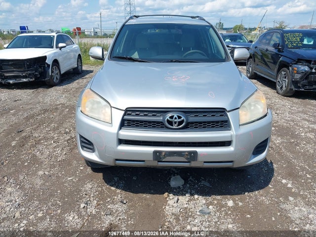 2009 Toyota Rav4 მანქანა იყიდება აუქციონზე, vin: 2T3BF33V09W017177, აუქციონის ნომერი: 12677469
