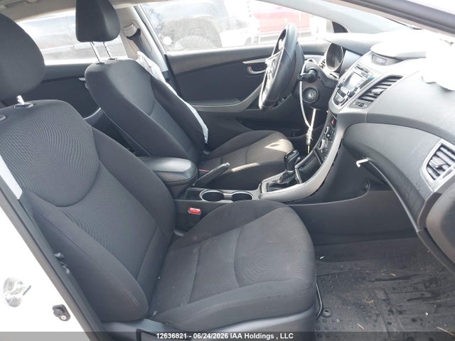Продажа на аукционе авто 2016 Hyundai Elantra Gls, vin: KMHDH4AH0GU484062, номер лота: 12636821