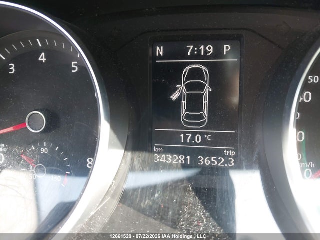Продажа на аукционе авто 2016 Volkswagen Passat 1.8 Tsi Comfortline, vin: 1VWBS7A31GC068544, номер лота: 12661520