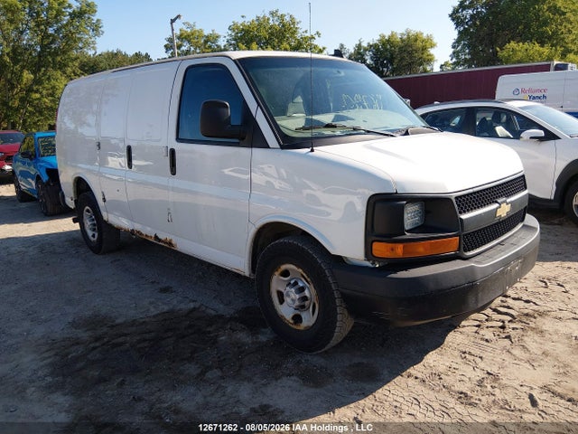 Chevrolet Express 2500 1wt 2016 1GCWGAFF7G1147704 zdjęcie główne
