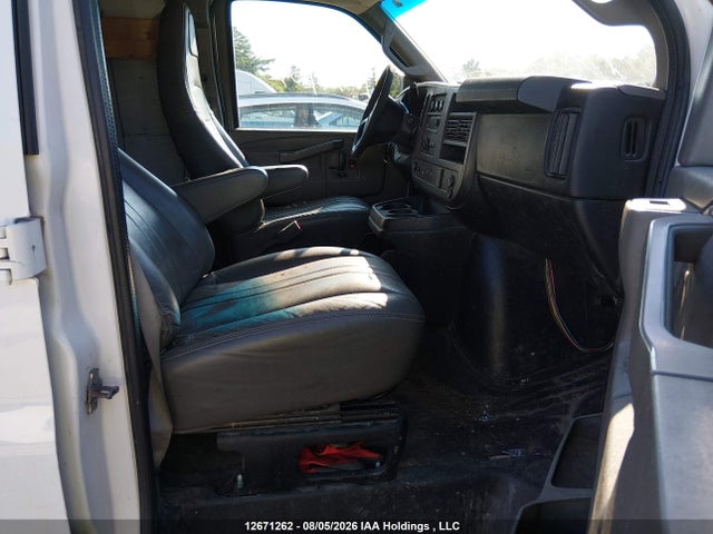 2016 Chevrolet Express 2500 1wt მანქანა იყიდება აუქციონზე, vin: 1GCWGAFF7G1147704, აუქციონის ნომერი: 12671262