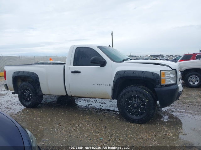 Продажа на аукционе авто 2007 Chevrolet Silverado C1500, vin: 1GCEC14C37Z587288, номер лота: 12677489