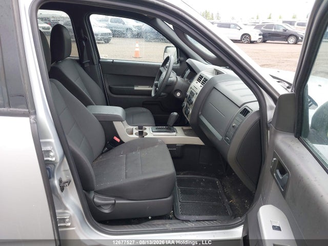 12677527 :رقم المزاد ، 1FMCU9DG1BKC19954 vin ، 2011 Ford Escape Xlt مزاد بيع