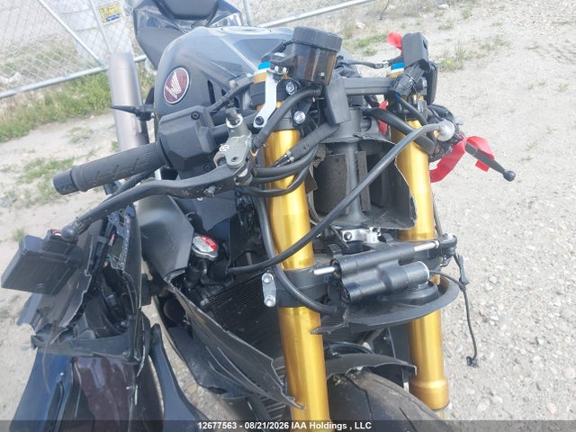 JH2SC824XPK200016 Honda Cbr1000 Sp