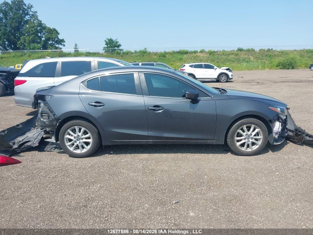 3MZBM1V76FM192620 Mazda 3