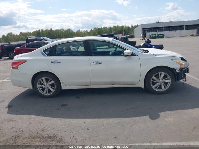 2013 Nissan Altima 2.5/2.5 S/2.5 Sl/2.5 Sv მანქანა იყიდება აუქციონზე, vin: 1N4AL3AP0DN570667, აუქციონის ნომერი: 12677608