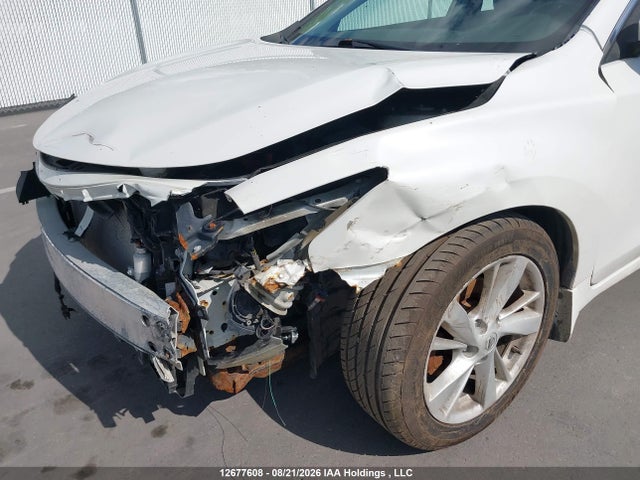 2013 Nissan Altima 2.5/2.5 S/2.5 Sl/2.5 Sv მანქანა იყიდება აუქციონზე, vin: 1N4AL3AP0DN570667, აუქციონის ნომერი: 12677608
