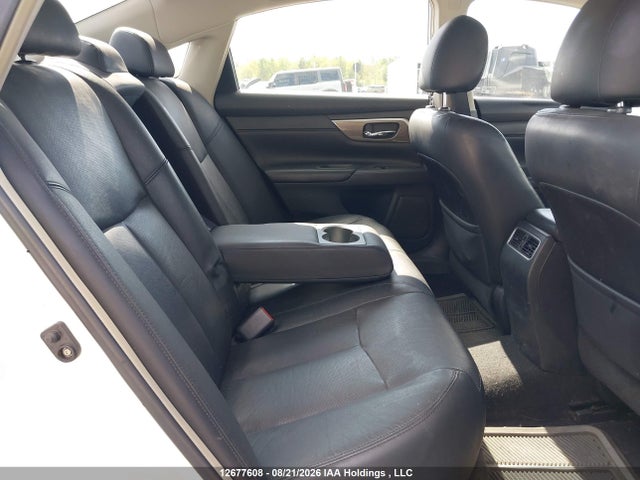 2013 Nissan Altima 2.5/2.5 S/2.5 Sl/2.5 Sv მანქანა იყიდება აუქციონზე, vin: 1N4AL3AP0DN570667, აუქციონის ნომერი: 12677608