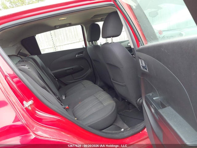 Chevrolet Sonic 2016 1G1JC6SB6G4156200 Image 8