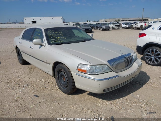 2004 Lincoln Town Car Ultimate მანქანა იყიდება აუქციონზე, vin: 1LNHM83W94Y646873, აუქციონის ნომერი: 12677637