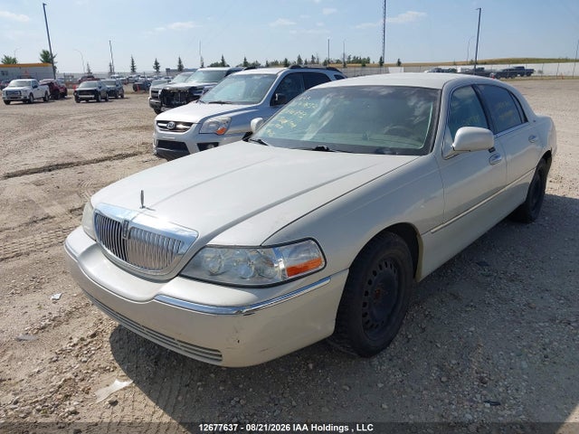 Продаж на аукціоні авто 2004 Lincoln Town Car Ultimate, vin: 1LNHM83W94Y646873, номер лоту: 12677637