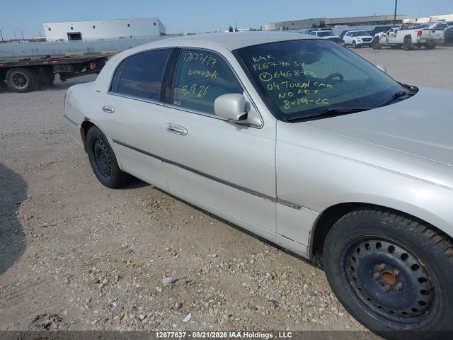 Продаж на аукціоні авто 2004 Lincoln Town Car Ultimate, vin: 1LNHM83W94Y646873, номер лоту: 12677637