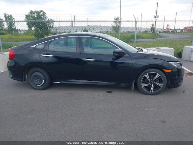 Honda Civic Touring 2018 2HGFC1F99JH102733 Image 14