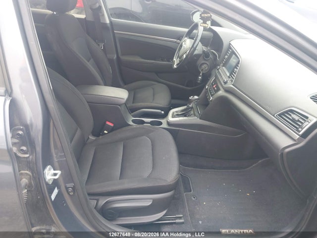 KMHD84LF5HU139784 Hyundai ELANTRA GL