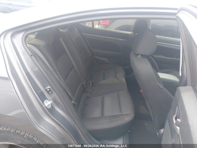KMHD84LF5HU139784 Hyundai ELANTRA GL