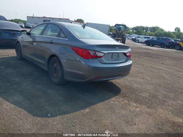 Продажа на аукционе авто 2013 Hyundai Sonata Gls, vin: 5NPEB4AC2DH569795, номер лота: 12677652