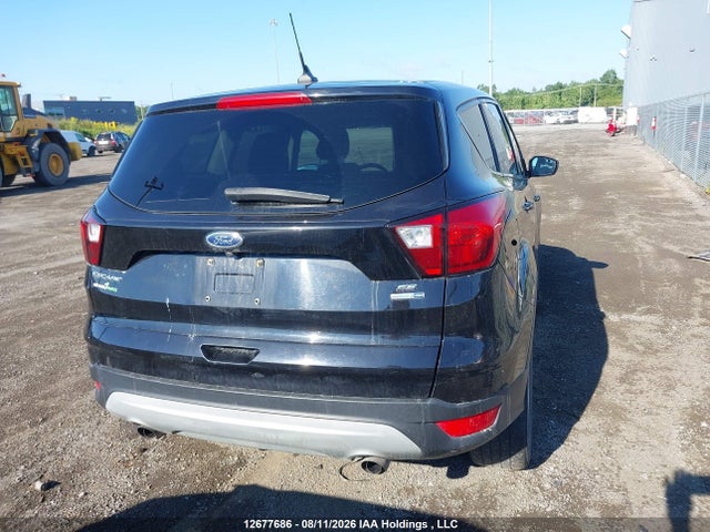 Продаж на аукціоні авто 2019 Ford Escape Se, vin: 1FMCU9GD5KUC58570, номер лоту: 12677686