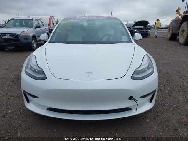 Tesla Model 3 Long Range/performance 2018 5YJ3E1EB2JF108069 Image 13
