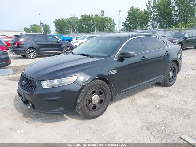 Ford Police Interceptor 2015 1FAHP2MK5FG139617 Image 2