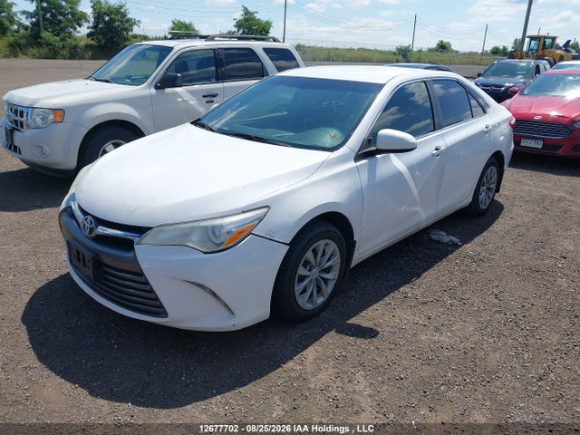 12677702 :رقم المزاد ، 4T1BF1FK1HU286138 vin ، 2017 Toyota Camry Le/xle/se/xse مزاد بيع