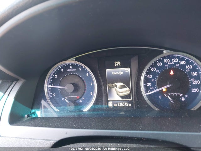 12677702 :رقم المزاد ، 4T1BF1FK1HU286138 vin ، 2017 Toyota Camry Le/xle/se/xse مزاد بيع