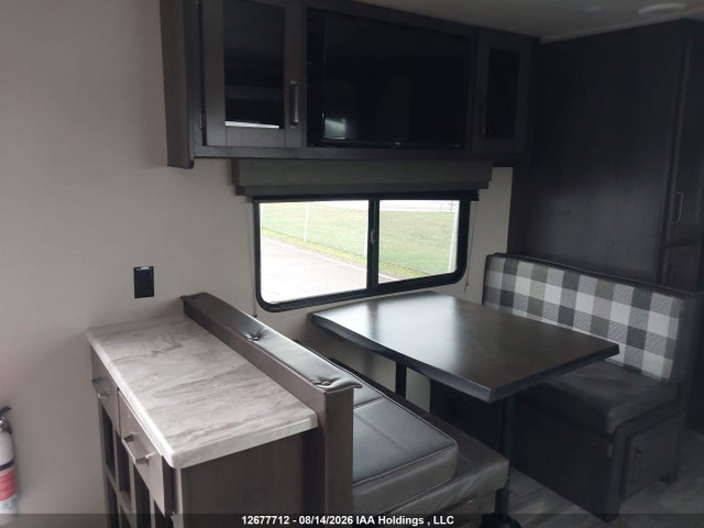 Продаж на аукціоні авто 2022 Grand Design Travel Trailer, vin: 573TT3625NDD02779, номер лоту: 12677712
