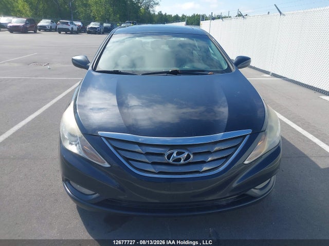 2011 Hyundai Sonata მანქანა იყიდება აუქციონზე, vin: 5NPEB4AC2BH050162, აუქციონის ნომერი: 12677727
