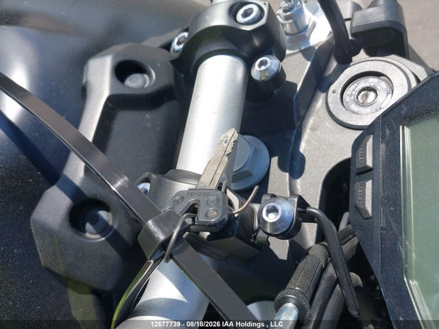 Yamaha MT09 2018 JYARN53N3JA001437 Image 11
