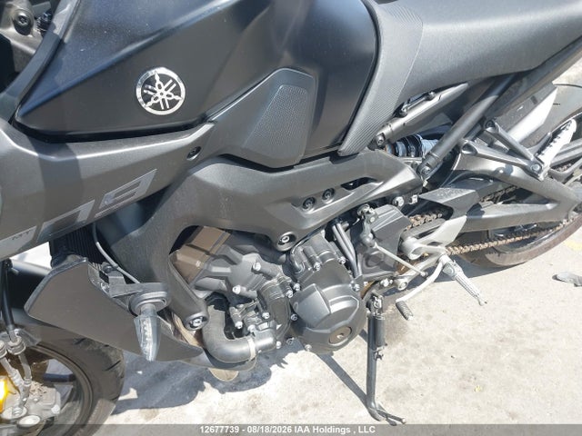 Yamaha MT09 2018 JYARN53N3JA001437 Image 9