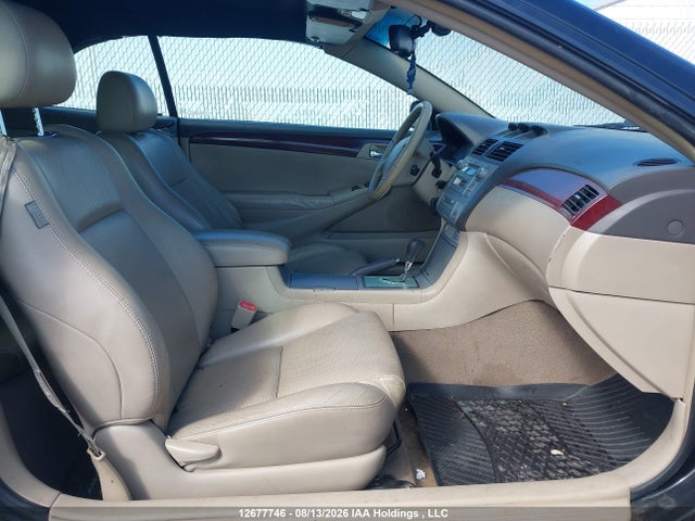 2004 Toyota Solara მანქანა იყიდება აუქციონზე, vin: 4T1FA38P14U025686, აუქციონის ნომერი: 12677746