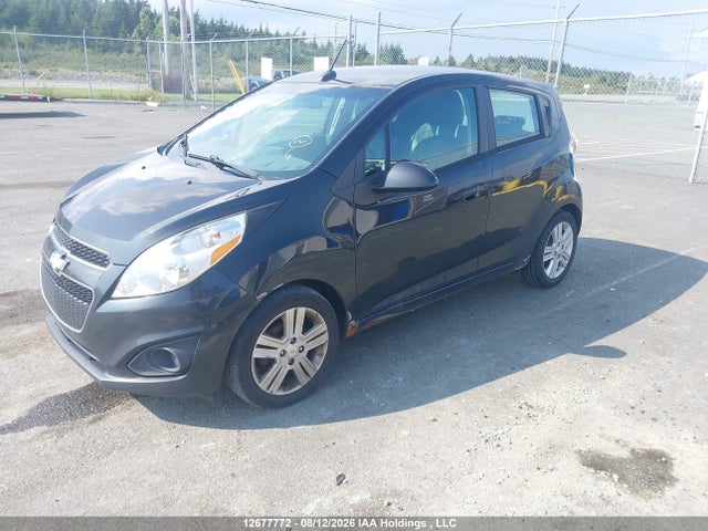 Chevrolet Spark 1lt Cvt 2014 KL8CD6S94EC403932 Image 2