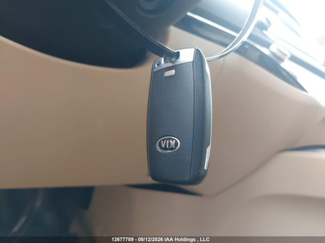 Продаж на аукціоні авто 2018 Kia Sedona Sxl, vin: KNDME5C18J6355422, номер лоту: 12677789