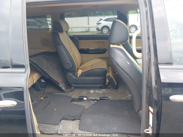 Продаж на аукціоні авто 2018 Kia Sedona Sxl, vin: KNDME5C18J6355422, номер лоту: 12677789