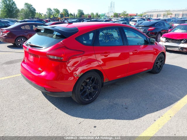 Ford FOCUS SE 2016 1FADP3K26GL223171 Image 4