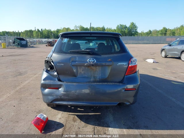 12677808 :رقم المزاد ، 2T1KU4EEXAC231911 vin ، 2010 Toyota Matrix Wagon مزاد بيع