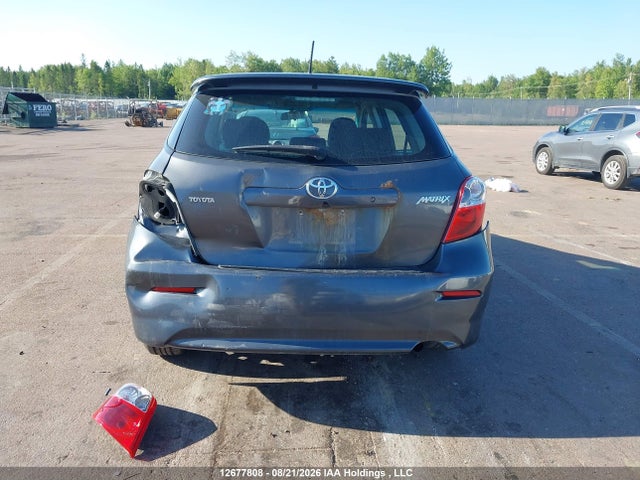 12677808 :رقم المزاد ، 2T1KU4EEXAC231911 vin ، 2010 Toyota Matrix Wagon مزاد بيع