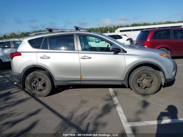 2015 Toyota Rav4 Le მანქანა იყიდება აუქციონზე, vin: 2T3ZFREV6FW231794, აუქციონის ნომერი: 12677825
