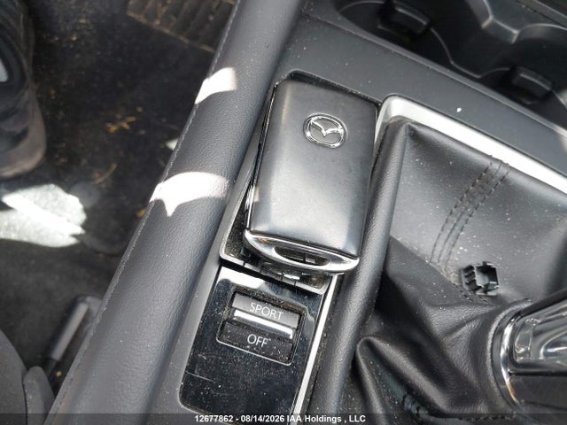 JM1BPAKM9S1766784 Mazda Mazda3 Sport Gx