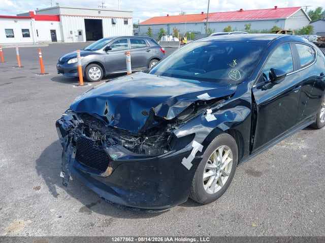 JM1BPAKM9S1766784 Mazda Mazda3 Sport Gx