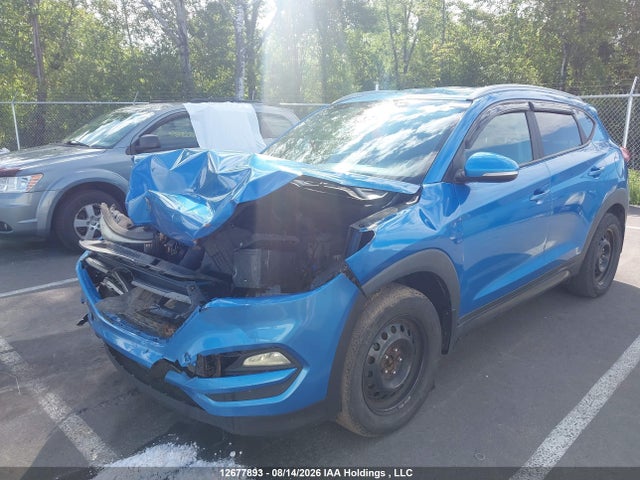 12677893 :رقم المزاد ، KM8J33A44GU166177 vin ، 2016 Hyundai Tucson Limited/sport And Eco/se مزاد بيع