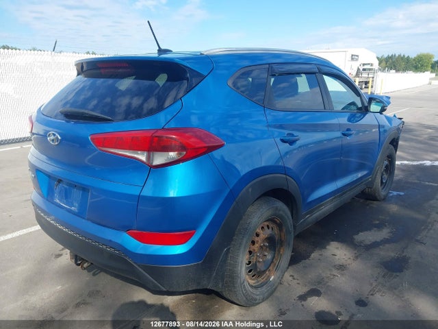 12677893 :رقم المزاد ، KM8J33A44GU166177 vin ، 2016 Hyundai Tucson Limited/sport And Eco/se مزاد بيع