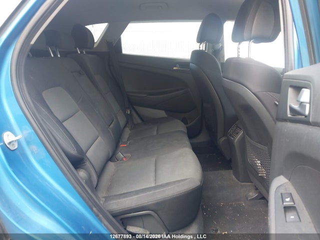 12677893 :رقم المزاد ، KM8J33A44GU166177 vin ، 2016 Hyundai Tucson Limited/sport And Eco/se مزاد بيع