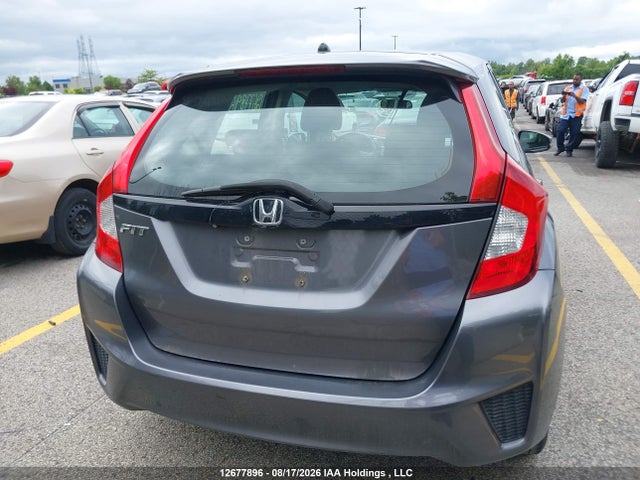 Honda Fit 2015 3HGGK5H56FM105719 Image 16