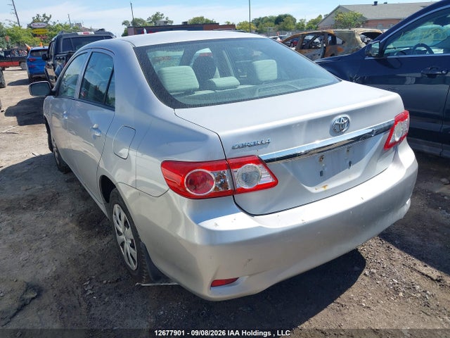 12677901 :رقم المزاد ، 2T1BU4EE2BC547563 vin ، 2011 Toyota Corolla S/le مزاد بيع