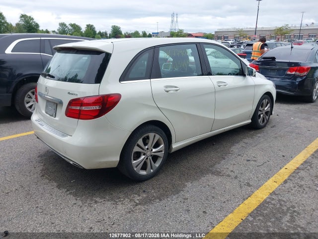 12677902 :رقم المزاد ، WDDMH4GB0JJ445445 vin ، 2018 Mercedes-benz B 250 4matic Sports Tourer مزاد بيع