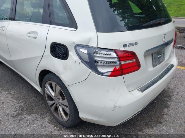 12677902 :رقم المزاد ، WDDMH4GB0JJ445445 vin ، 2018 Mercedes-benz B 250 4matic Sports Tourer مزاد بيع