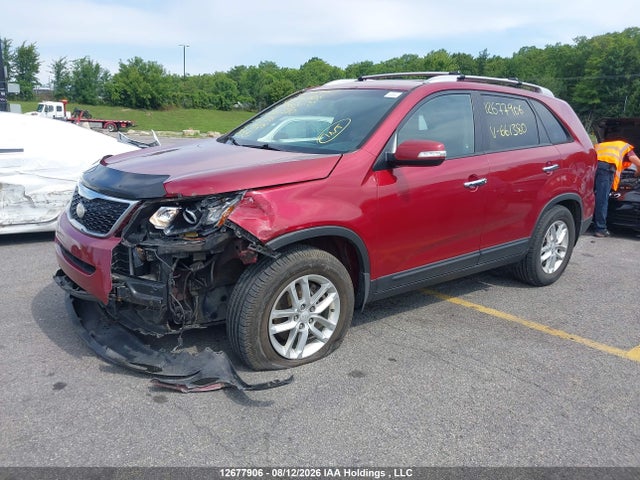 KIA SORENTO LX 2015 5XYKT3A68FG661380 Image 2