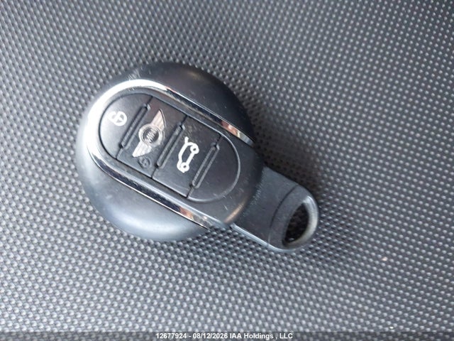 Продаж на аукціоні авто 2016 Mini 3 Door Cooper, vin: WMWXP5C58G2D13973, номер лоту: 12677924