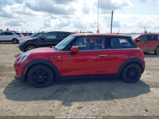 Продаж на аукціоні авто 2016 Mini 3 Door Cooper, vin: WMWXP5C58G2D13973, номер лоту: 12677924